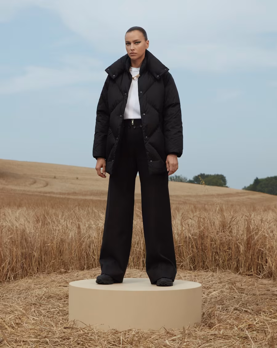 BURBERRY WINTER 2021/2022 CAMPAIGN — OPEN SPACES - Fashion casting by Seekers Casting Agency - Image 7